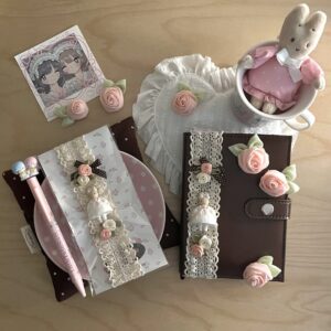 BuBu PaoFan 'All About Roses' Elastic Band — Jasmine Rabbit (Vertical)